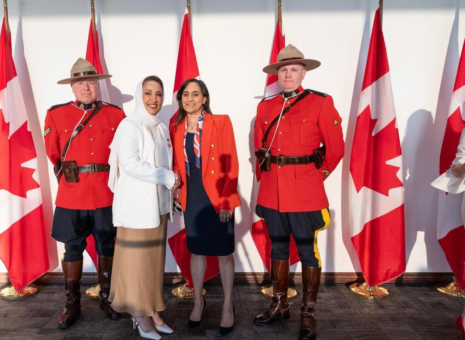 Ambassador Almoalimi Meets with Canada’s Minister of Foreign Affairs